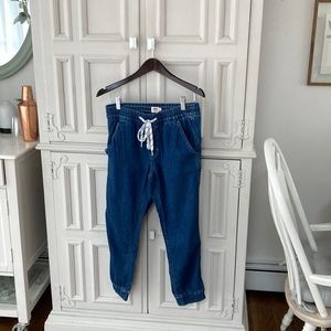 Levis Loose Denim Joggers
